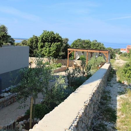 Apartments Karla I Ivano Мандре Экстерьер фото
