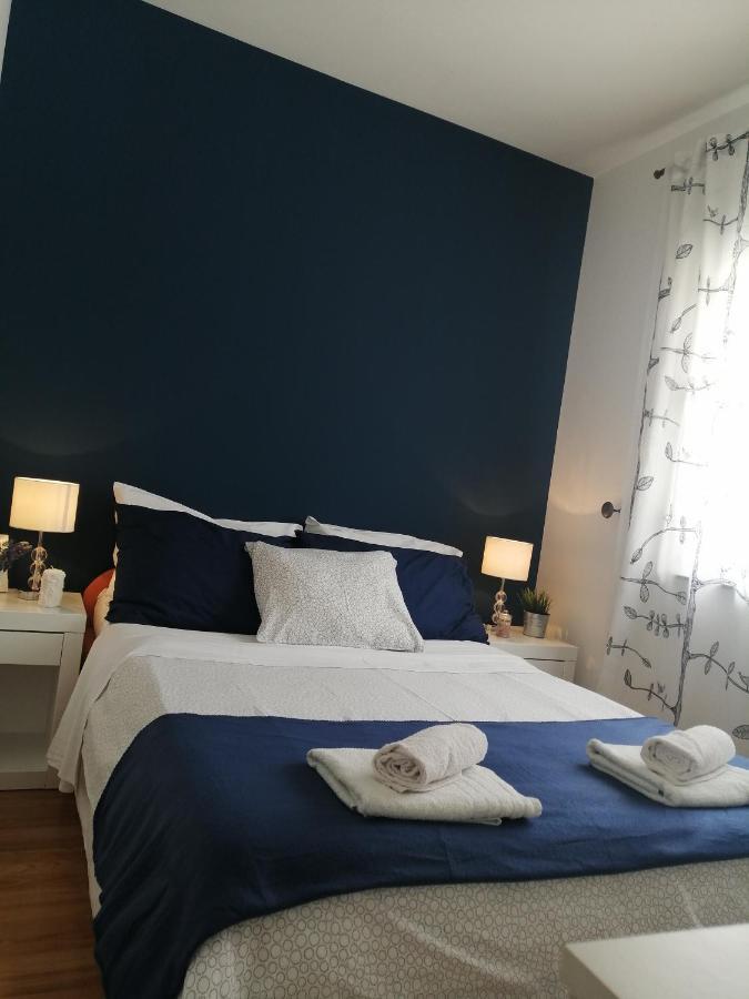 Apartments Karla I Ivano Мандре Экстерьер фото
